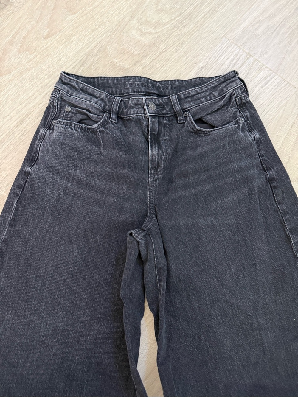 American Eagle A-Line Baggy Super Wide Leg Jeans | Black | 4 Regular - Picture 5 of 11